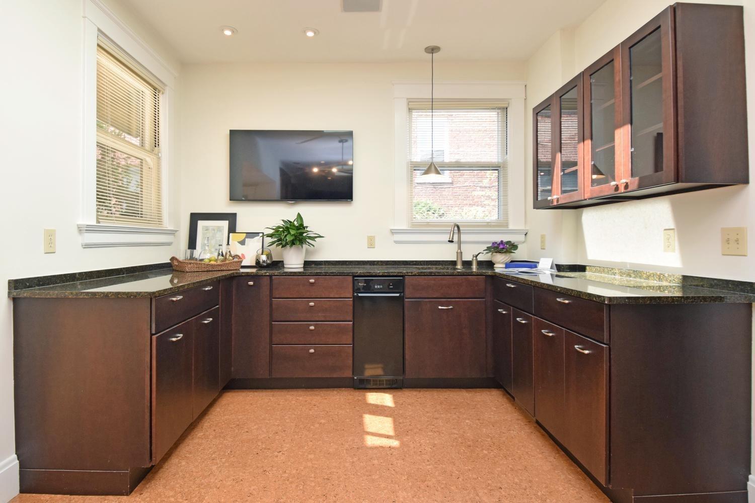2921 Madison Road Cincinnati, OH 45209 - Photo 16 of 50 Gallery Image 16