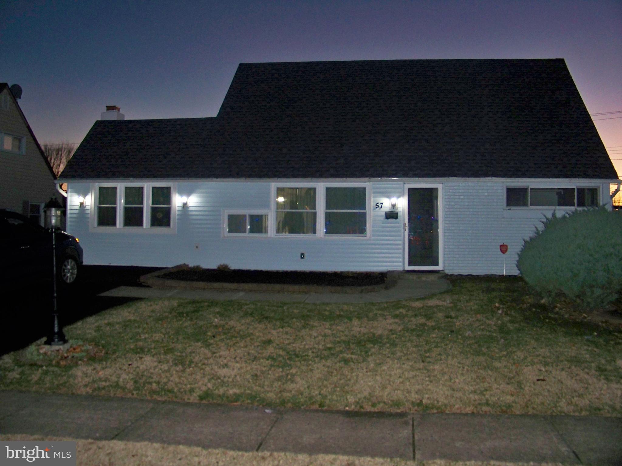 57 Plumtree Road Levittown, PA 19056 - Photo 30 of 30 Evening Ambiance