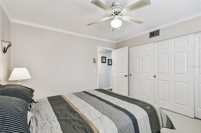 $389,900 | 2170 Americus Boulevard South, Unit 34, Clearwater, FL 33763