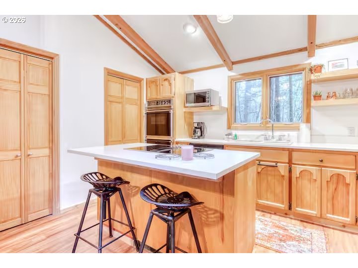 21220 East Crater Court Rhododendron, OR 97049 - Photo 13 of 48