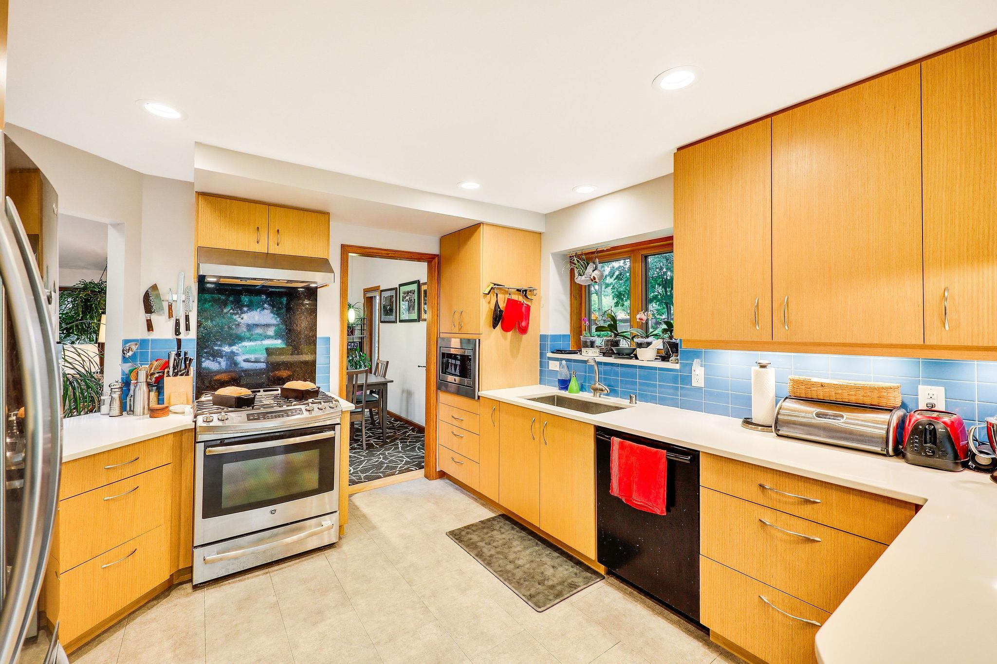 21 Torrey Pines Court Madison, WI 53717 - Photo 18 of 45