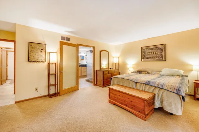 $690,000 | 21 Torrey Pines Court, Madison, WI 53717