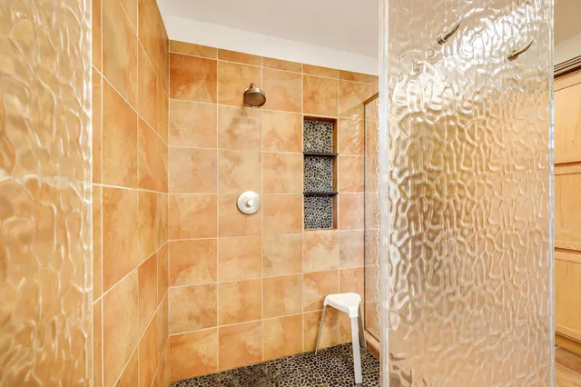 $690,000 | 21 Torrey Pines Court, Madison, WI 53717