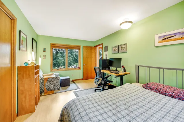 $690,000 | 21 Torrey Pines Court, Madison, WI 53717