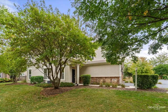 $395,000 | 6-n307 Whitmore Circle, Unit A, St. Charles, IL 60174