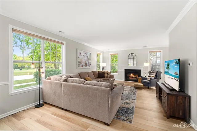 $395,000 | 6-n307 Whitmore Circle, Unit A, St. Charles, IL 60174