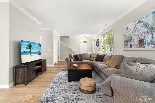 $395,000 | 6-n307 Whitmore Circle, Unit A, St. Charles, IL 60174