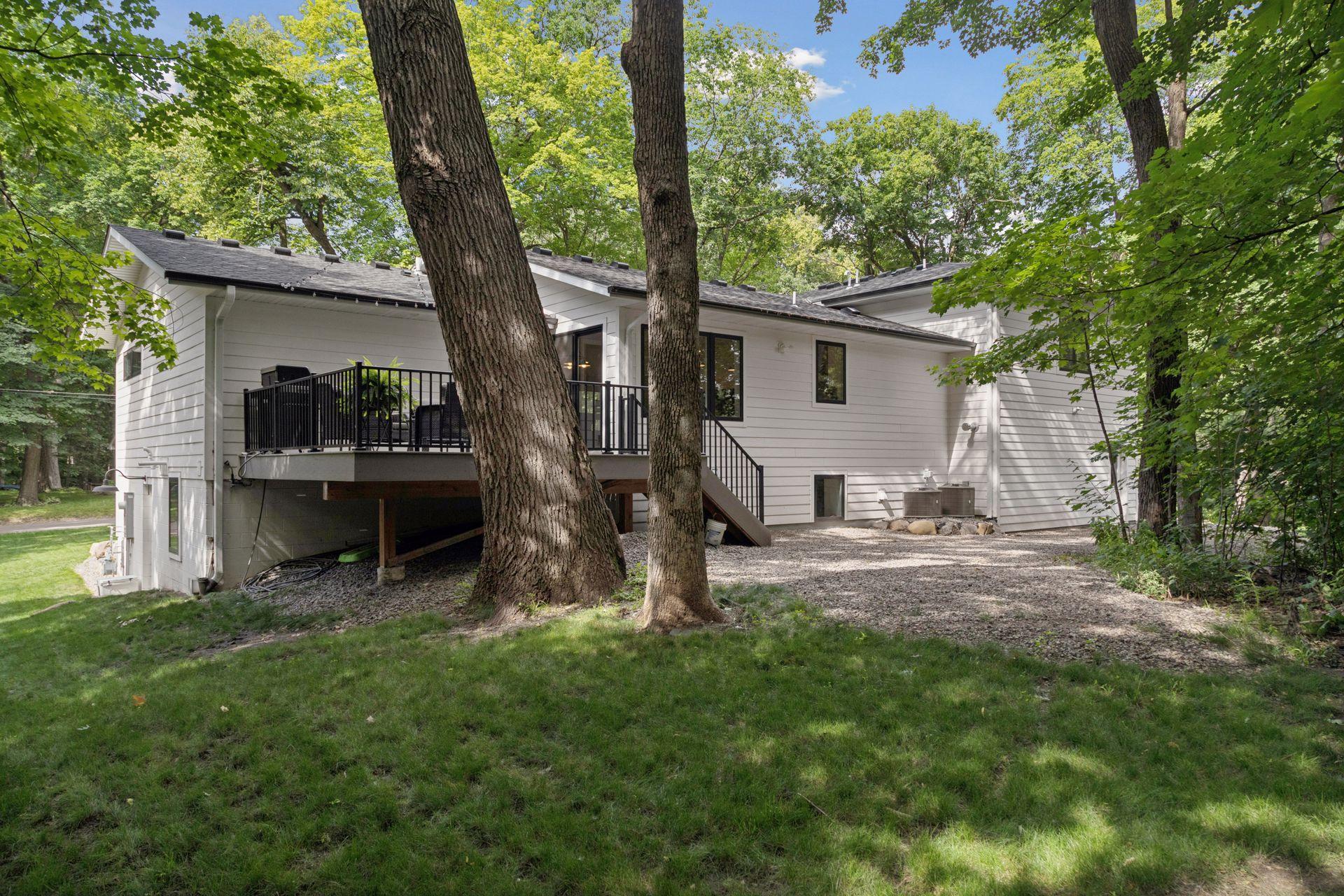 20750 Garden Road Excelsior, MN 55331 - Photo 37 of 41