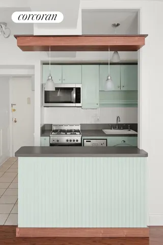 $599,000 | 96 Schermerhorn Street, Unit 2F | Downtown Brooklyn