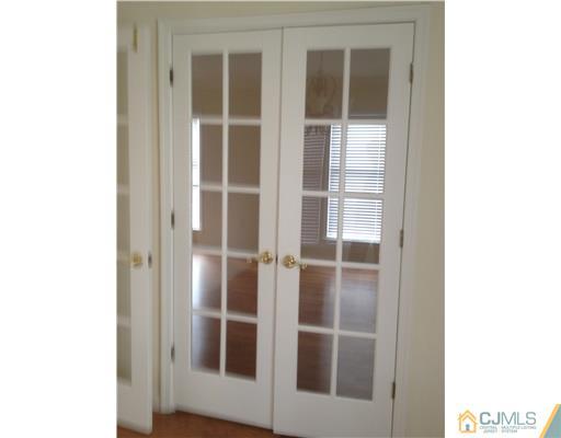 6 River Road East Brunswick, NJ 08816 - Photo 3 of 16 Gallery Image 3