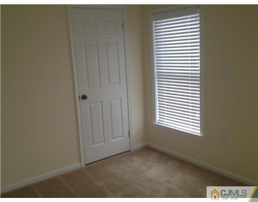 6 River Road East Brunswick, NJ 08816 - Photo 6 of 16 Gallery Image 6