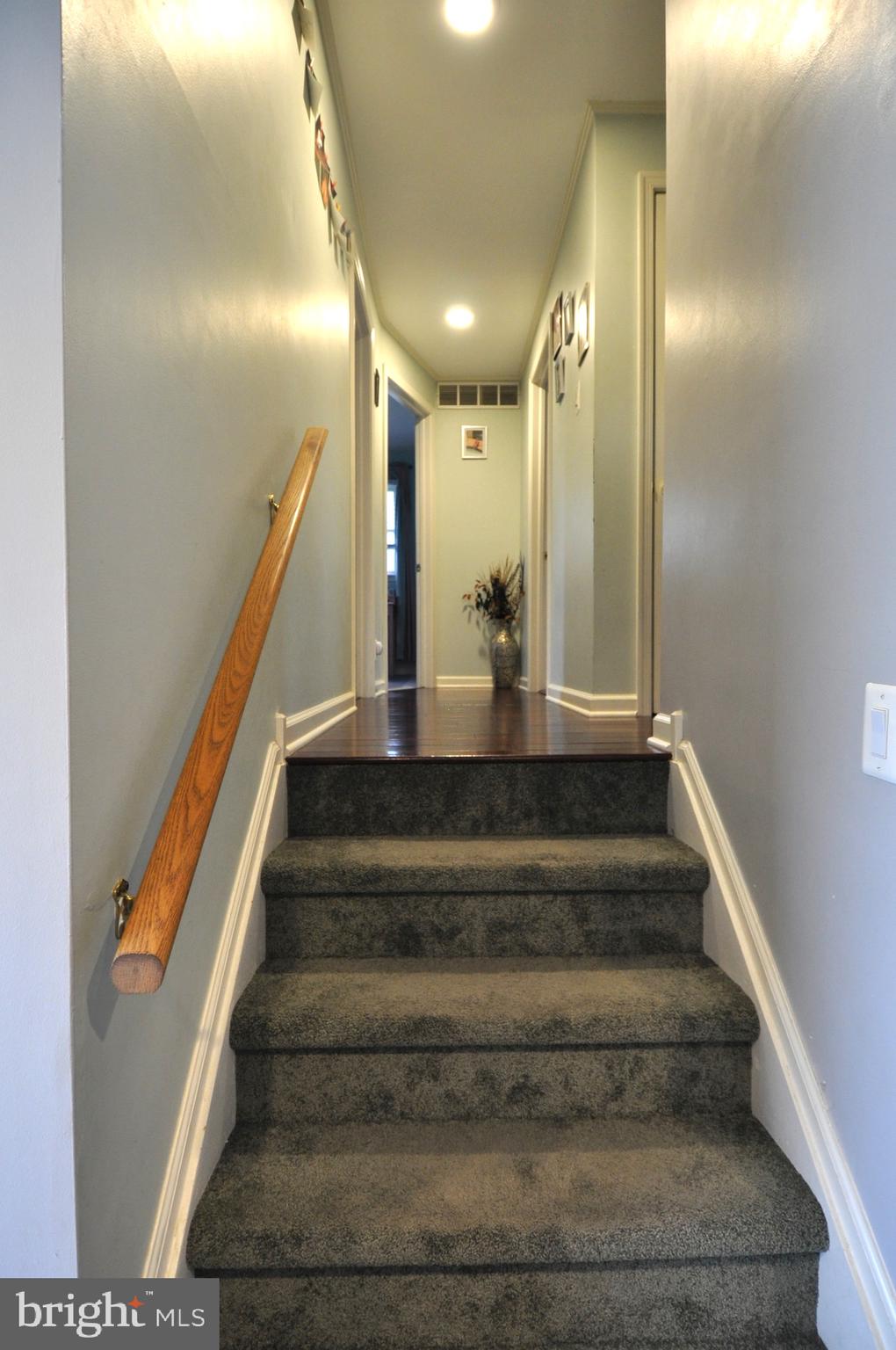 16 Linden Road Burlington, NJ 08016 - Photo 12 of 33 Gallery Image 12