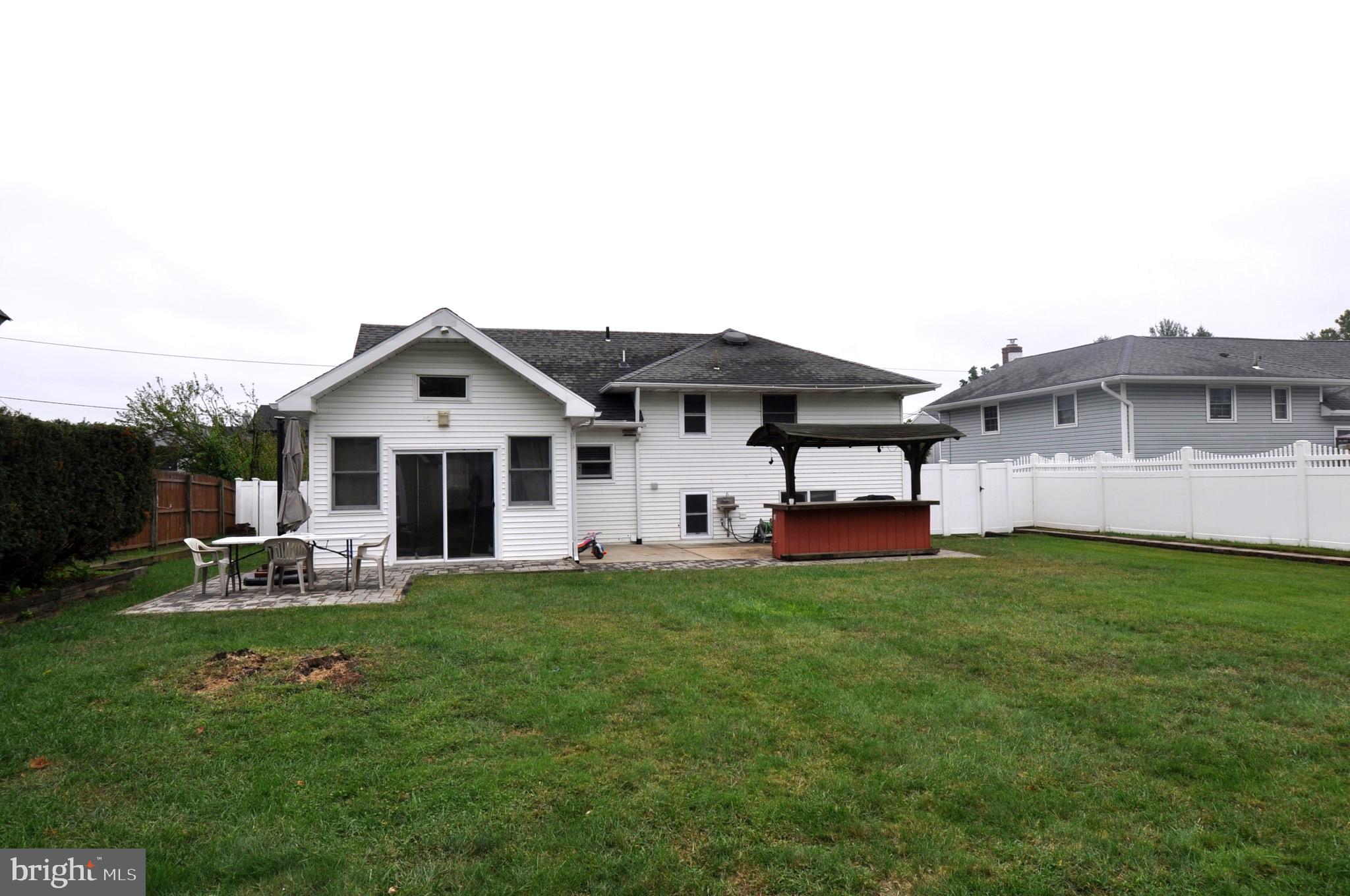 16 Linden Road Burlington, NJ 08016 - Photo 30 of 33 Gallery Image 30