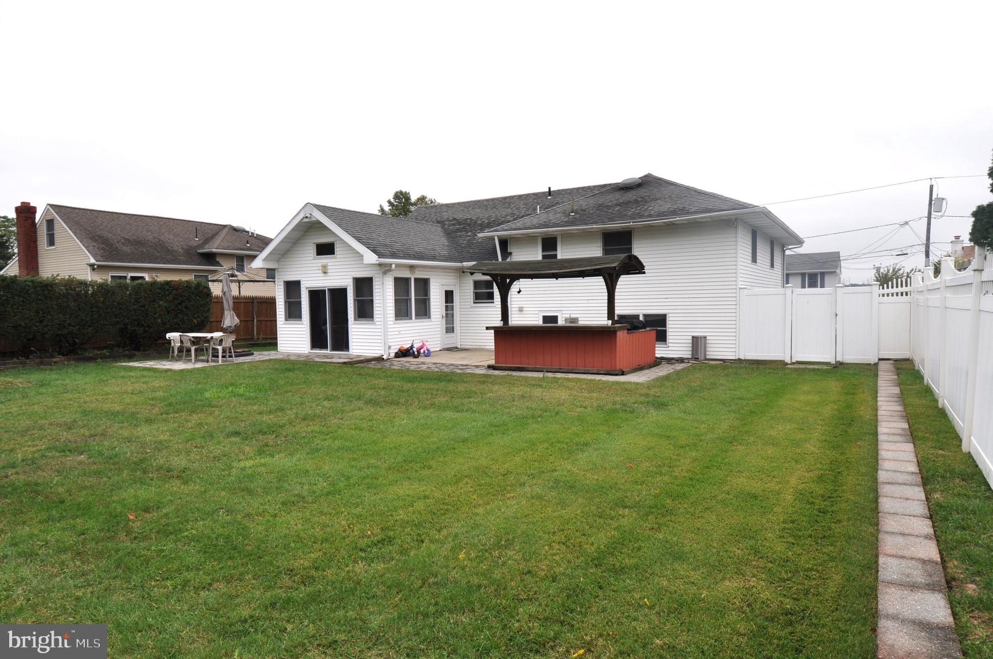 16 Linden Road Burlington, NJ 08016 - Photo 31 of 33 Gallery Image 31