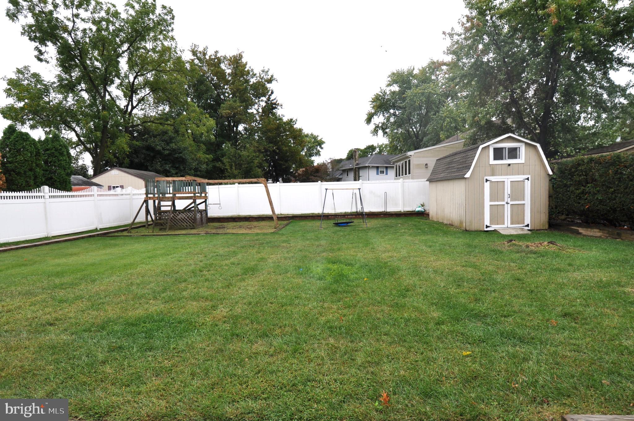 16 Linden Road Burlington, NJ 08016 - Photo 33 of 33 Gallery Image 33