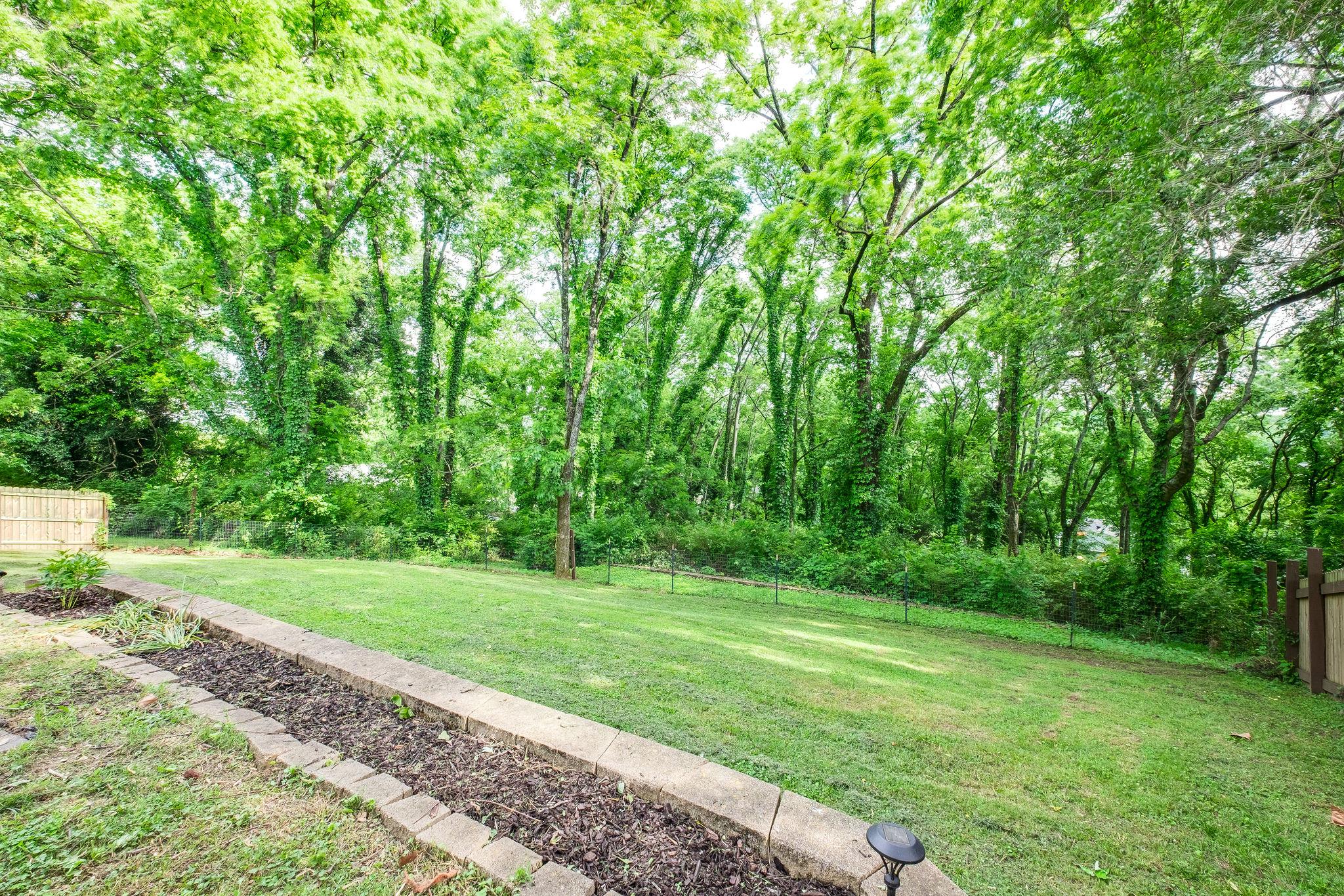 107 Stirton Road Nashville, TN 37210 - Photo 21 of 25 This yard just keeps going
