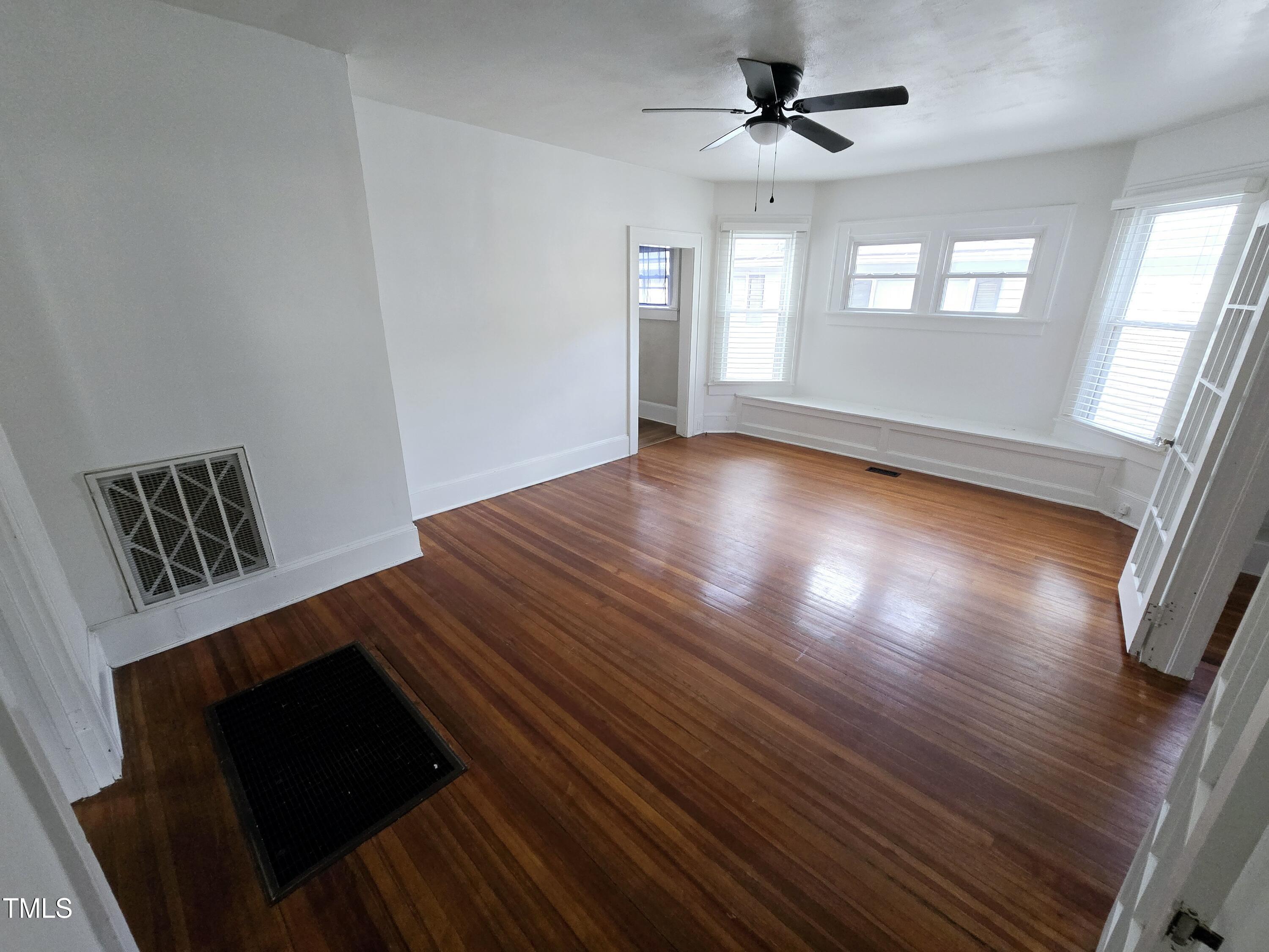 116 Ruth Street Fayetteville, NC 28305 - Photo 6 of 28 20250305_161447