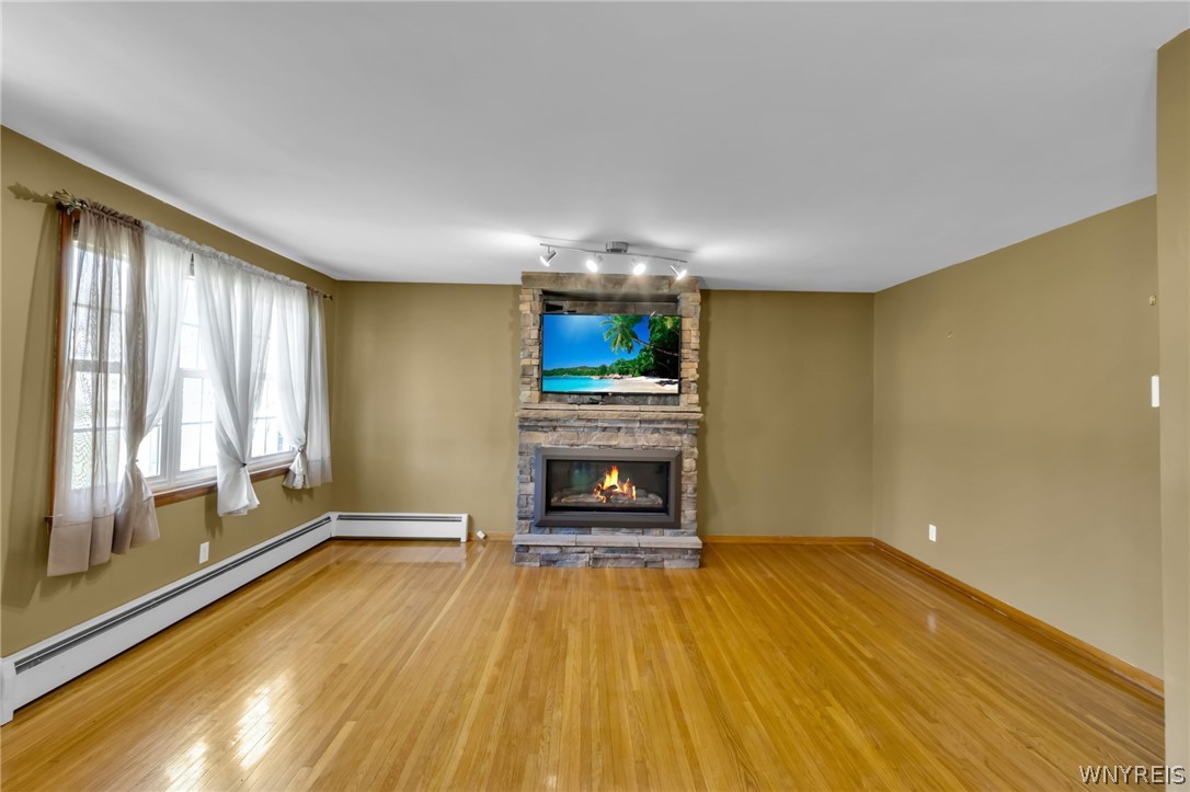 5065 Salt Road Clarence, NY 14031 - Photo 5 of 37