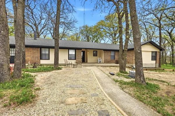 $729,900 | 711 County Road 162, Gainesville, TX 76240
