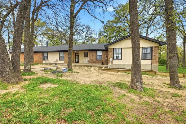 $729,900 | 711 County Road 162, Gainesville, TX 76240