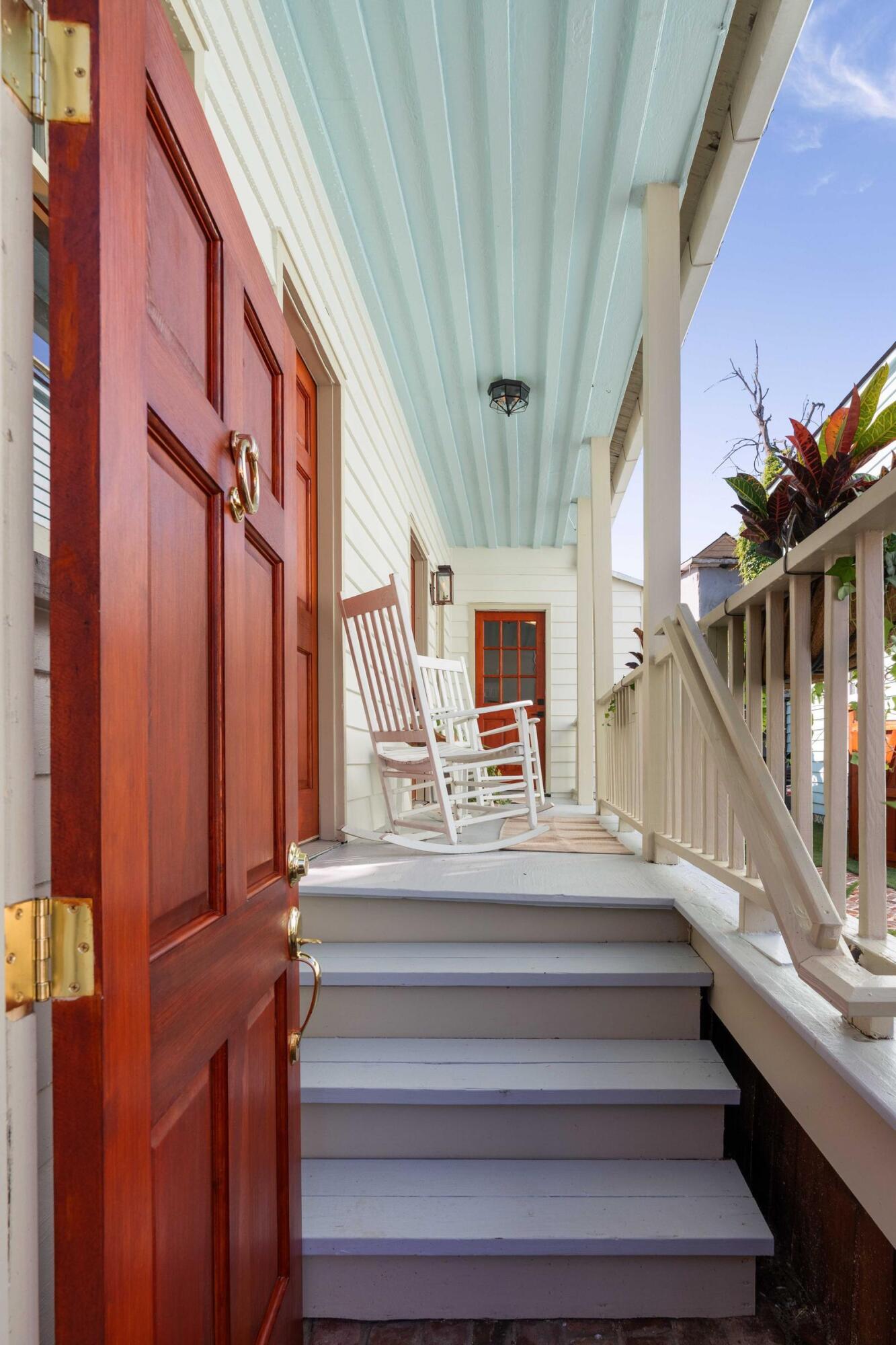 187 Line Street Charleston, SC 29403 - Photo 4 of 41 3