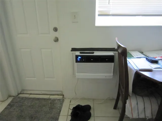 $1,279,000 | 1129 Northeast 16th Avenue, Unit 15, Fort Lauderdale, FL 33304