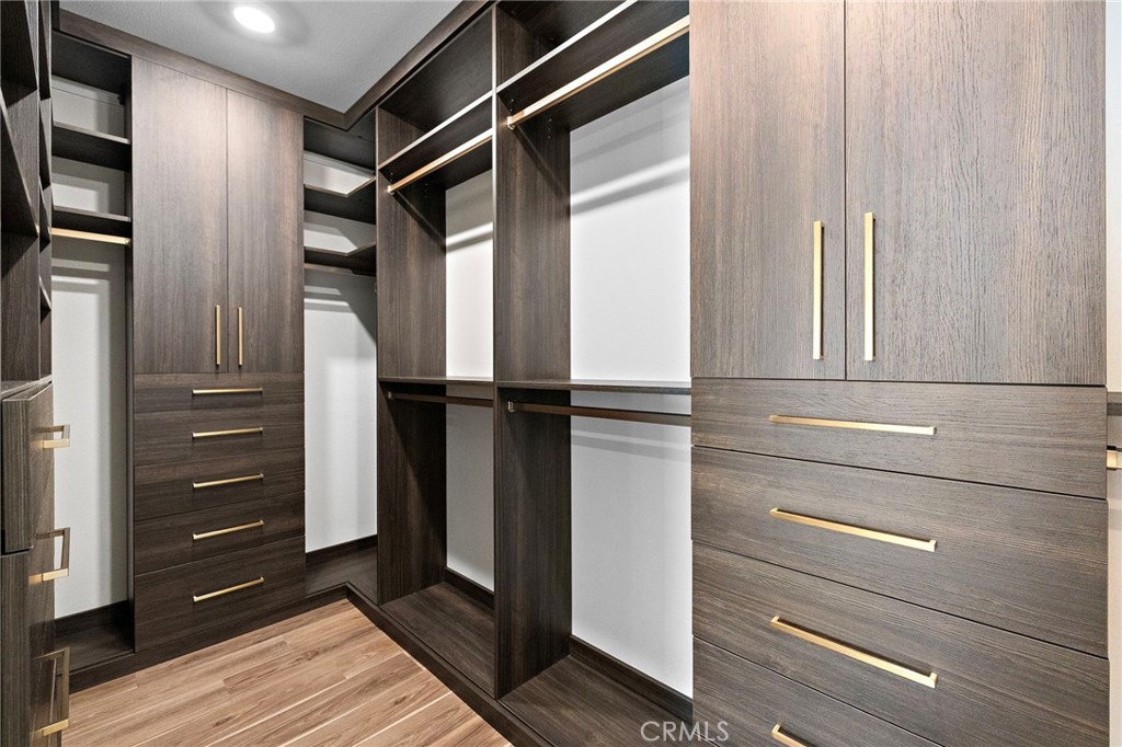 1500 Rivington Irvine, CA 92612 - Photo 22 of 37 a walk in closet