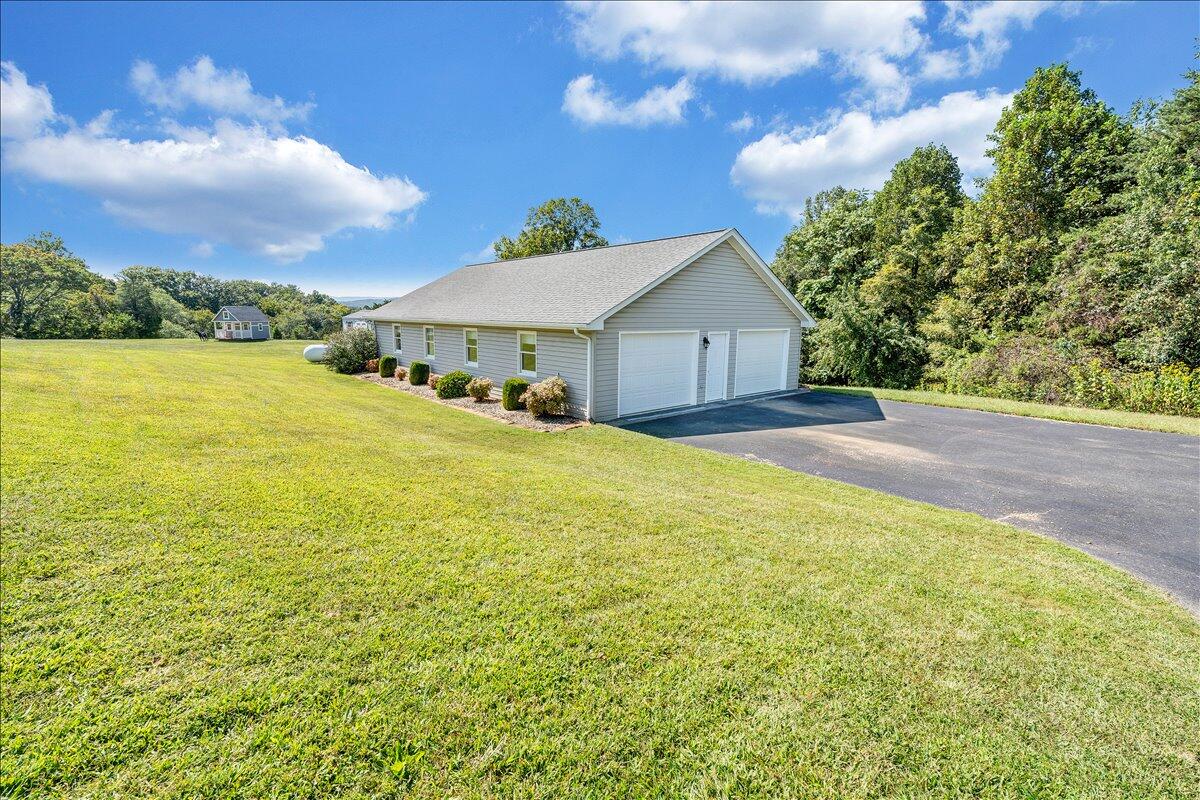3991 Green Level Road Rocky Mount, VA 24151 - Photo 32 of 49 a view of an ocean with houses