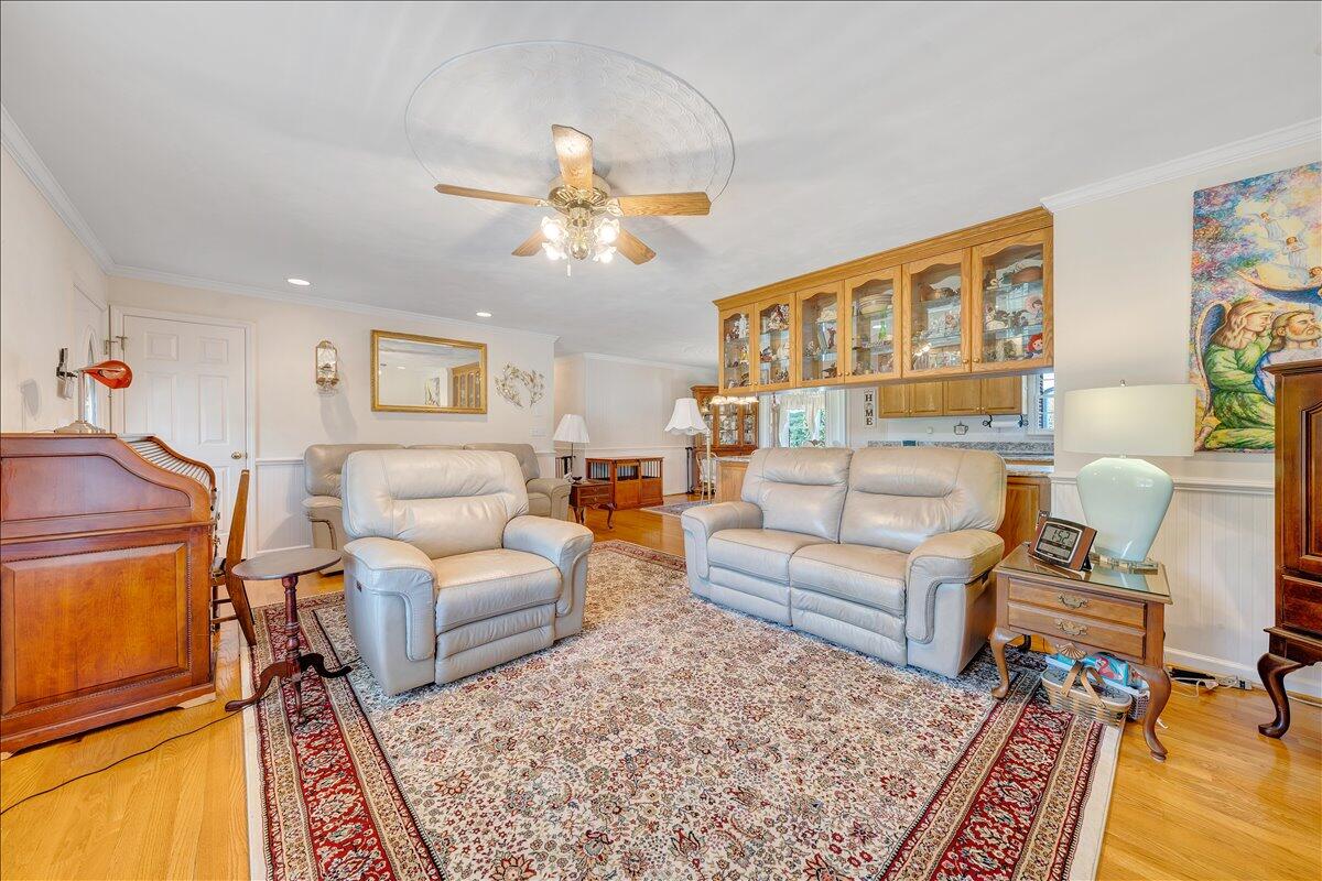 3991 Green Level Road Rocky Mount, VA 24151 - Photo 5 of 49 a living room with furniture