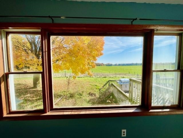 10480 South Gilmore Road Blanchard, MI 49310 - Photo 9 of 33