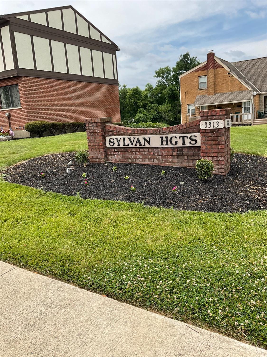 3313 North Bend Road, Unit E Cincinnati, OH 45239 - Photo 1 of 21