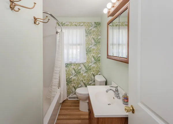 $140,000 | 1124 West Walnut Street, Buffalo, IA 52728