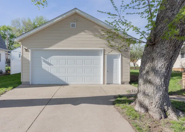 $140,000 | 1124 West Walnut Street, Buffalo, IA 52728