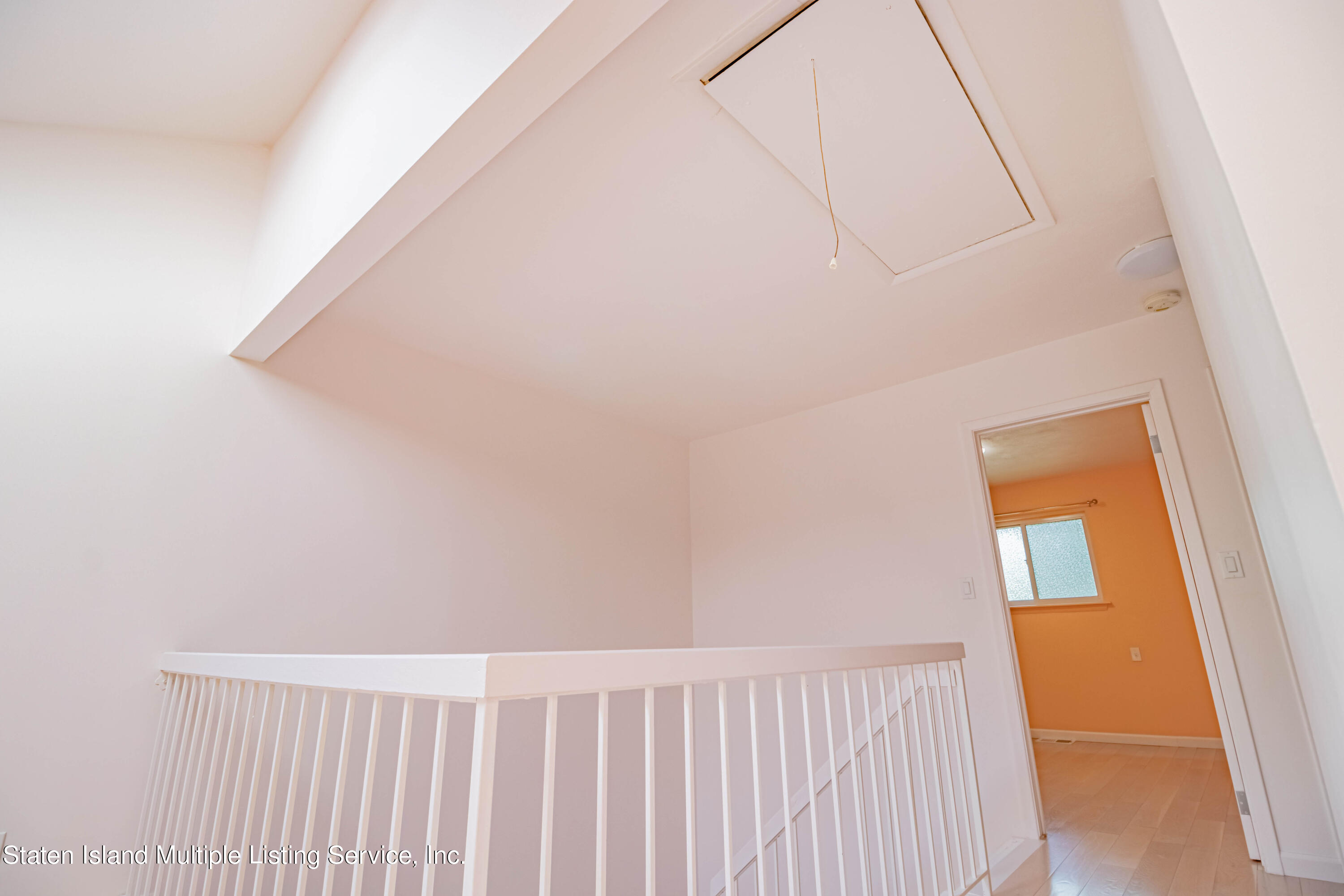 268 Timber Ridge Drive Staten Island, NY 10306 - Photo 27 of 30 27