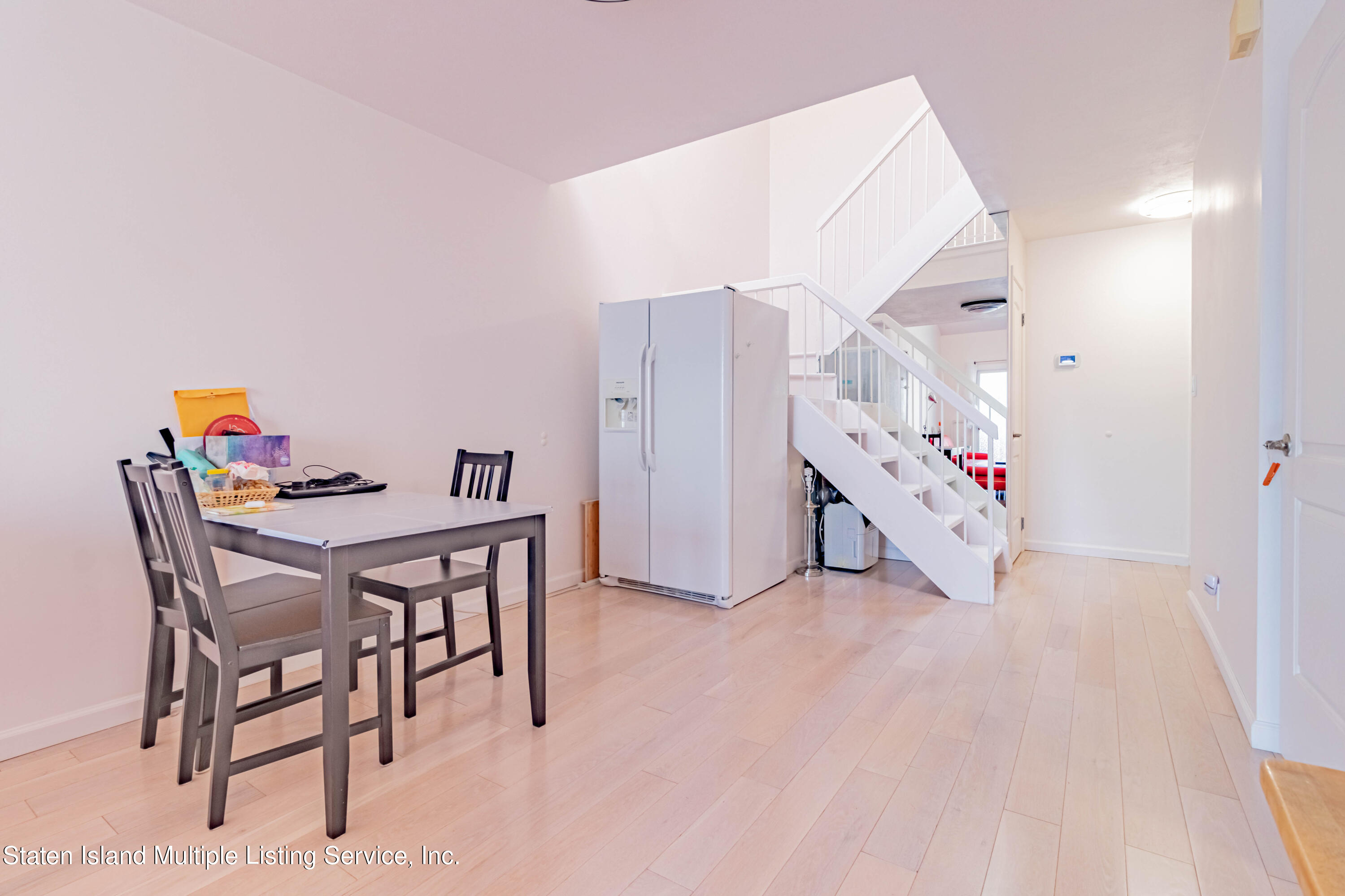 268 Timber Ridge Drive Staten Island, NY 10306 - Photo 10 of 30 10