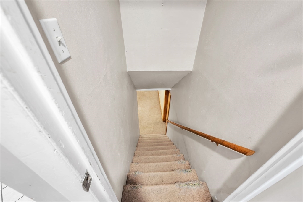 402 Partridge Street Franklin, MA 02038 - Photo 24 of 39