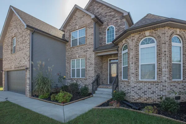 $2,395 | 144 Thomas Traylor Lane, Clarksville, TN 37043