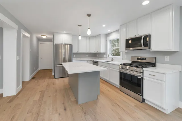 $723,900 | 650 Alton Mountain Road, Alton, NH 03810