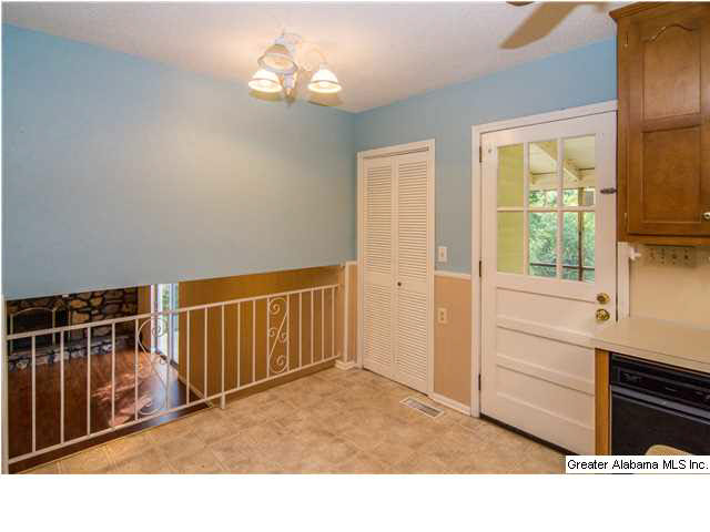 3916 Rock Ridge Road Birmingham, AL 35210 - Photo 10 of 32