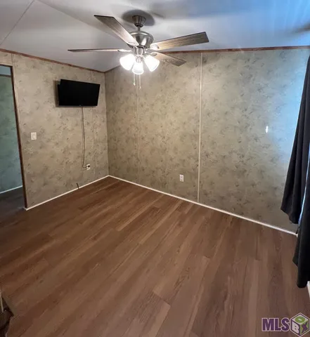 $1,300 | 15056 Tom Williams Road, Gonzales, LA 70737