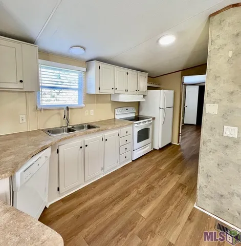 $1,300 | 15056 Tom Williams Road, Gonzales, LA 70737