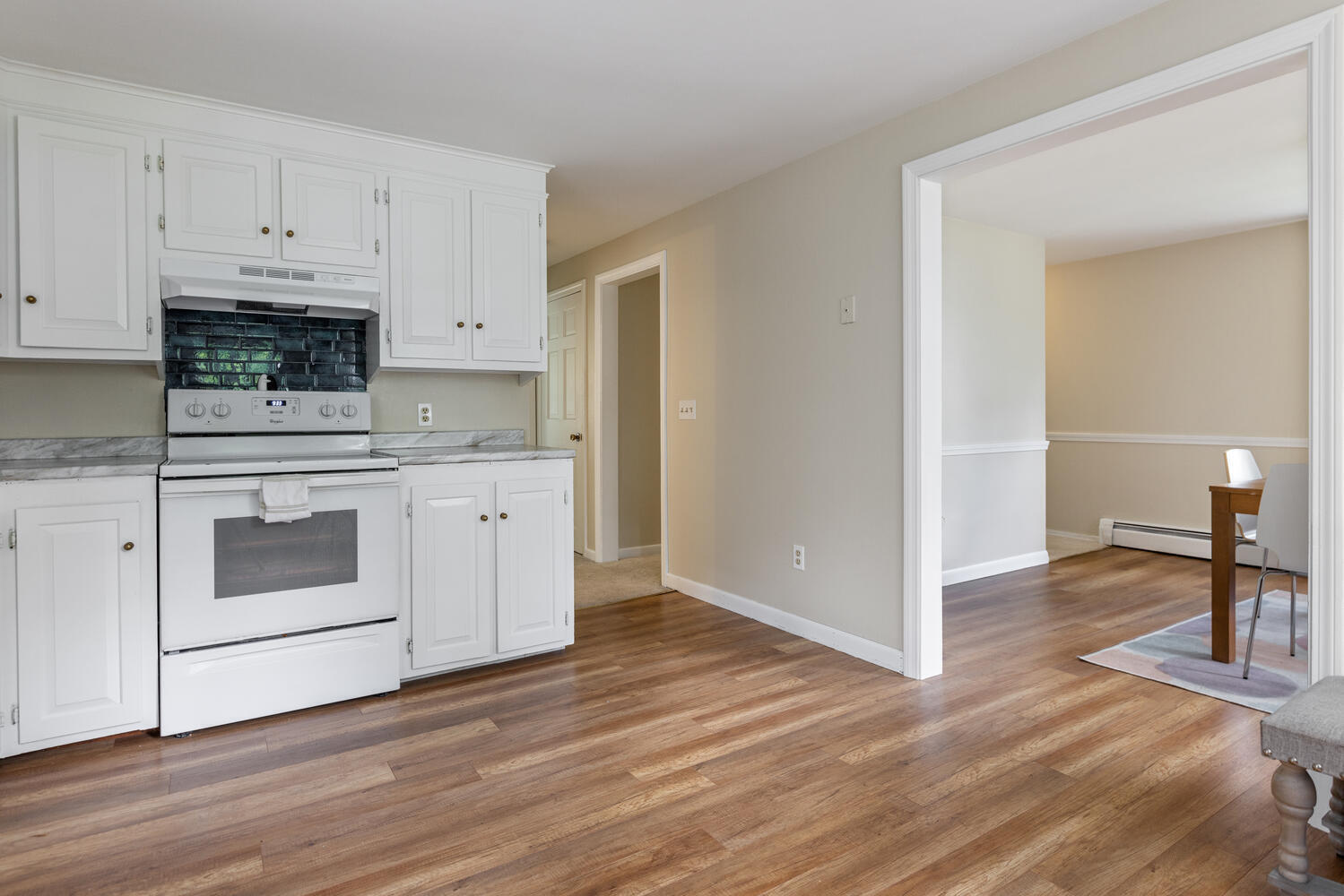 9 Deacon Road Yarmouth, ME 04096 - Photo 6 of 31 9 Deacon Rd Yarmouth ME 04096-large-006-