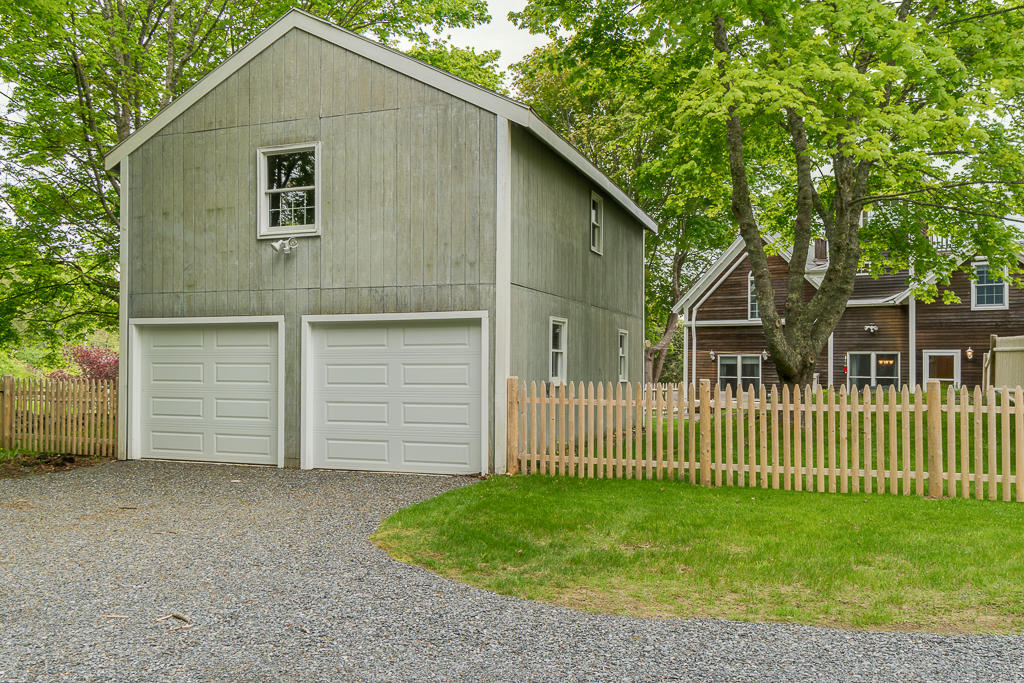 546 Ocean Point Road East Boothbay, ME 04544 - Photo 7 of 48 546 Ocean Pt. Rd. East Boothbay, ME_(47)