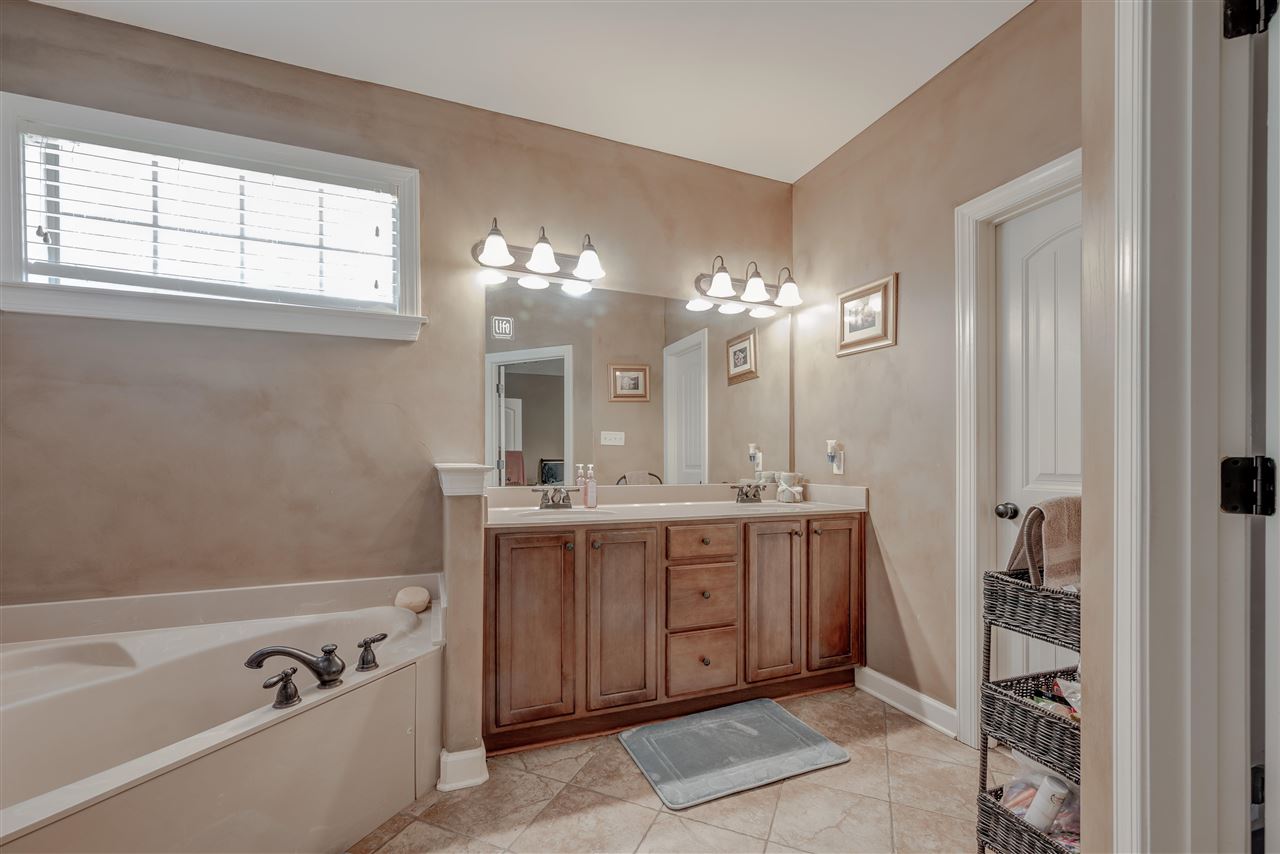 6939 Lagrange Pines Road Cordova, TN 38018 - Photo 13 of 21 Gallery Image 13