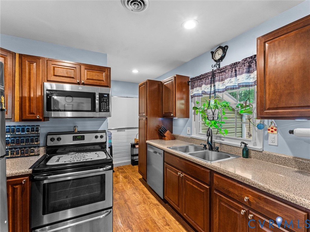 2436 Old Bermuda Hundred Road Chester, VA 23836 - Photo 13 of 30