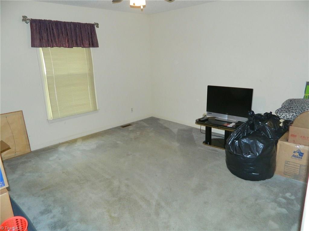 5005 Archdale Road Trinity, NC 27370 - Photo 10 of 14 Gallery Image 10