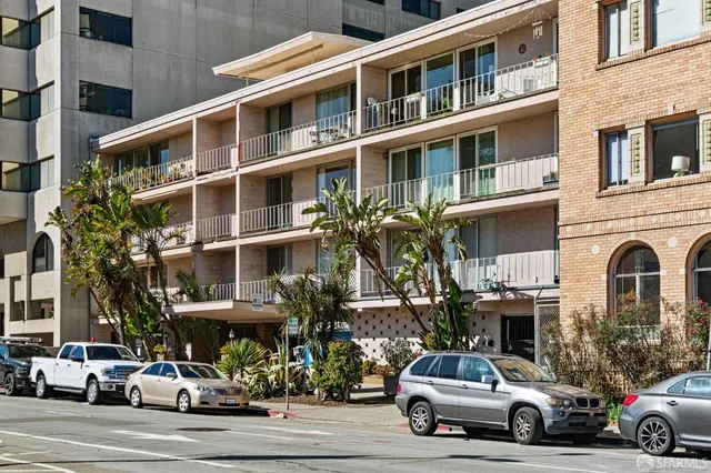 $549,000 | 1425 Lakeside Drive, Unit 109, Oakland, CA 94612