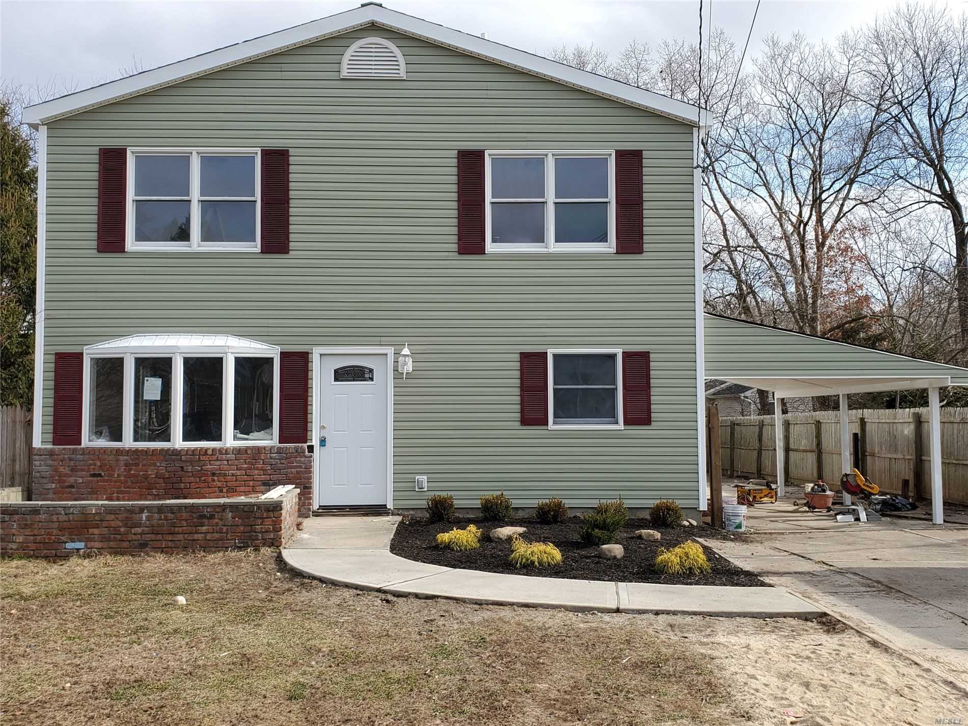 46 Laurin Road Calverton, NY 11933 - Photo 1 of 20 front of home