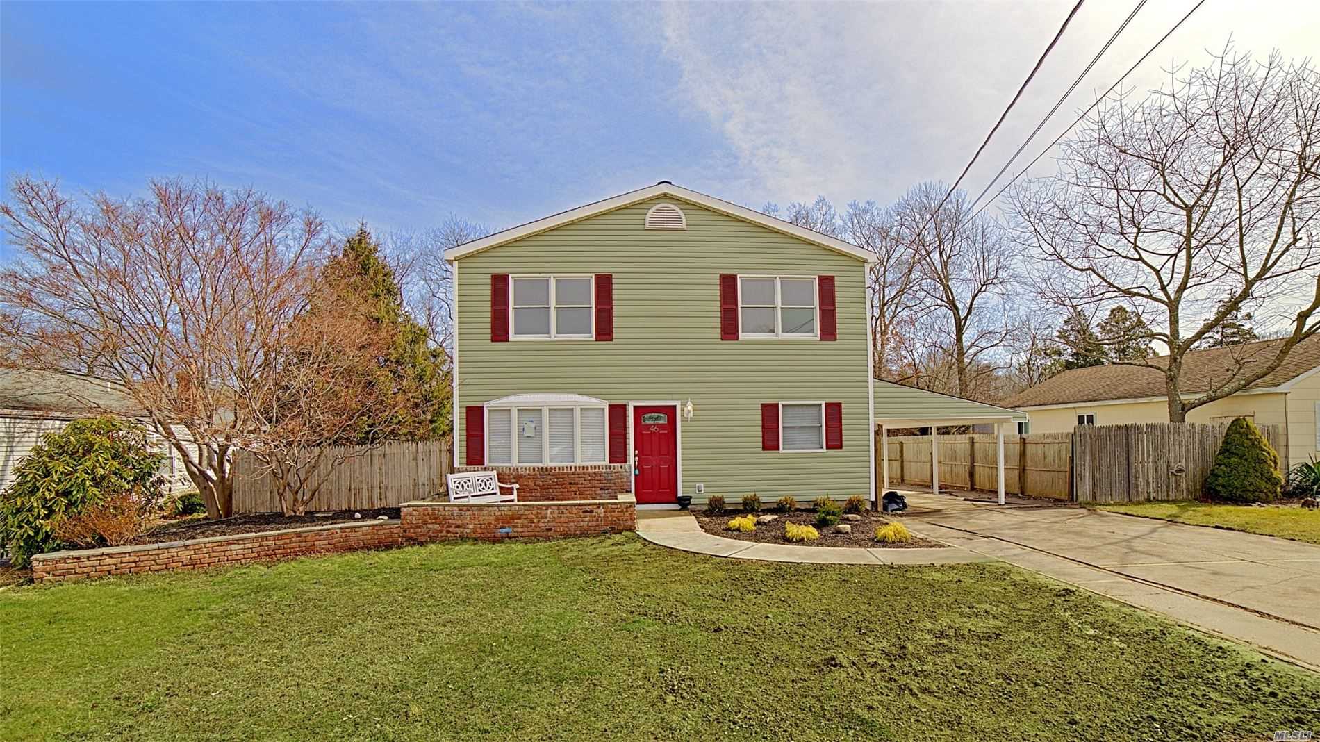 46 Laurin Road Calverton, NY 11933 - Photo 2 of 20 Front of Home