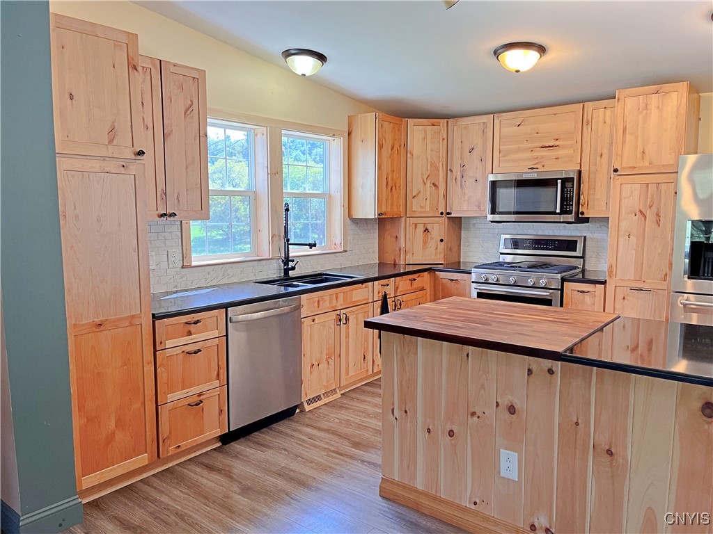 19 Hinman Road Richland, NY 13142 - Photo 12 of 40